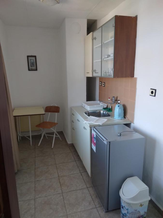 מלון רזובו Къща За Гости Семейство Маврови מראה חיצוני תמונה
